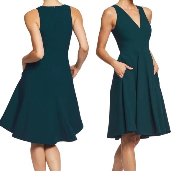 Dress the Population Catalina Fit Flare V-Neck Crepe Dress Pine Green Small